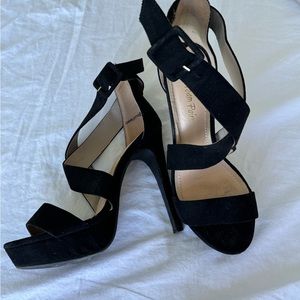 Dream pairs black ‘suede’ heels